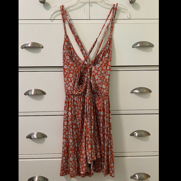 Forever 21 Orange Daisy Romper - Picture 2 of 7